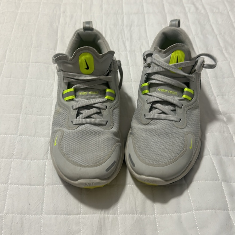 Nike Miler React Running Shoes - Picture 6 of 7